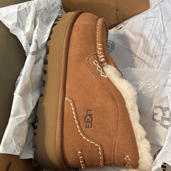 UGG Tan Shearling Slip-On Shoes - Picture 2 of 7